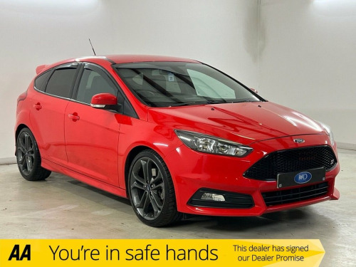 Ford Focus  2.0T EcoBoost ST-2 Hatchback 5dr Petrol Manual Eur