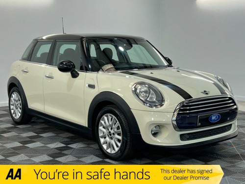 MINI Hatch  1.5 Cooper Hatchback 5dr Petrol Manual Euro 6 (s/s