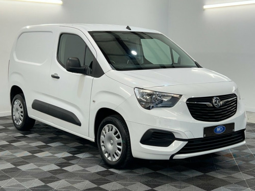 Vauxhall Combo  1.6 Turbo D 2300 Sportive Panel Van 4dr Diesel Man 