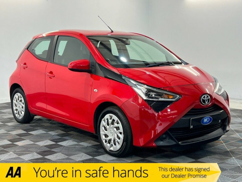 Toyota AYGO  1.0 VVT-i x-play Hatchback 5dr Petrol Manual Euro 