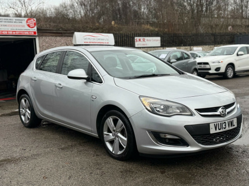 Vauxhall Astra  1.6 16v SRi Euro 5 5dr