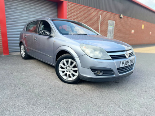 Vauxhall Astra  1.8i 16v Design 5dr