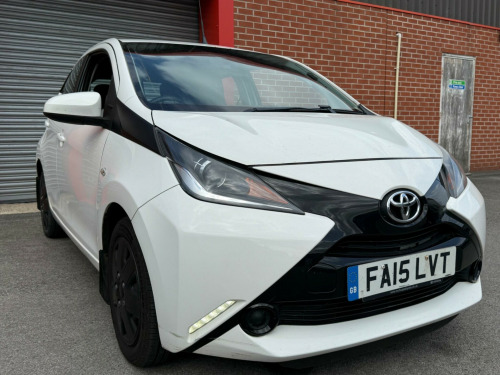 Toyota AYGO  1.0 VVT-i x-play Euro 5 5dr Euro 5
