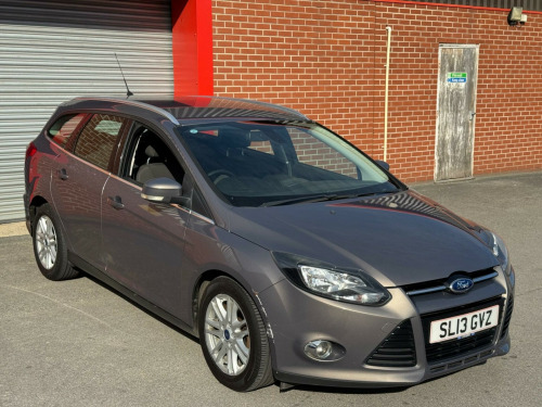 Ford Focus  1.6 TDCi Titanium Euro 5 (s/s) 5dr