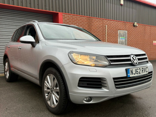 Volkswagen Touareg  3.0 TDI V6 BlueMotion Tech SE Tiptronic 4WD Euro 5 (s/s) 5dr 