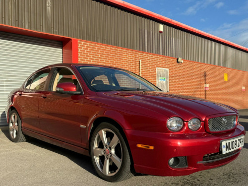 Jaguar X-TYPE  2.2D DPF SE 4dr