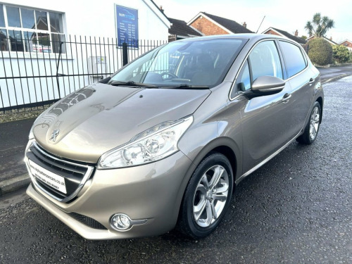 Peugeot 208  1.2 VTi PureTech Allure Hatchback 5dr Petrol Manua