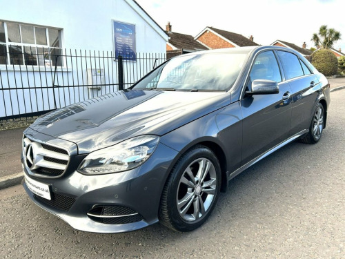 Mercedes-Benz E-Class E220 2.1 E220 CDI SE Saloon 4dr Diesel G-Tronic+ Euro 5