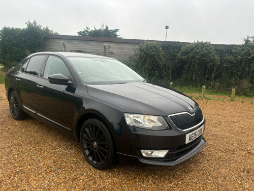 Skoda Octavia  BLACK EDITION TDI CR