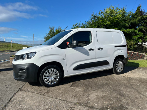 Peugeot Partner  1000 1.5 BlueHDi 100 Professional Van