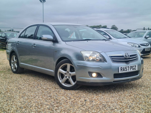 Toyota Avensis  2.2 D-4D T180 4dr