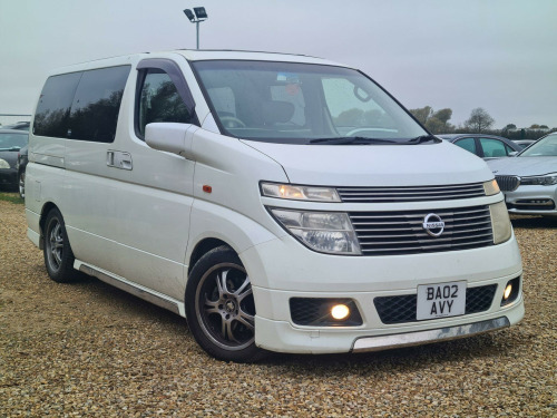 Nissan Elgrand  