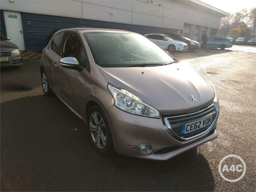 Peugeot 208  1.4 HDi Allure Euro 5 3dr