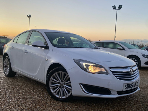 Vauxhall Insignia  2.0 CDTi Energy Euro 5 5dr