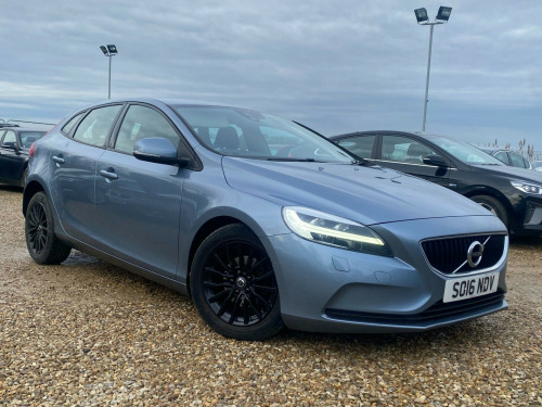 Volvo V40  2.0 D2 Momentum Euro 6 (s/s) 5dr