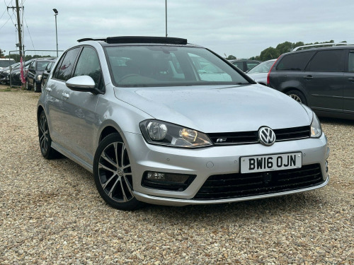 Volkswagen Golf  2.0 TDI BlueMotion Tech R-Line Euro 6 (s/s) 5dr