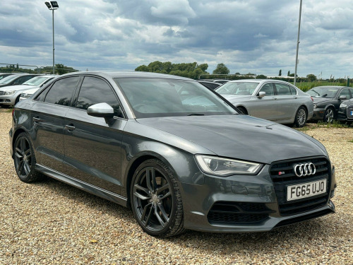 Audi S3  2.0 TFSI S Tronic quattro Euro 6 (s/s) 4dr