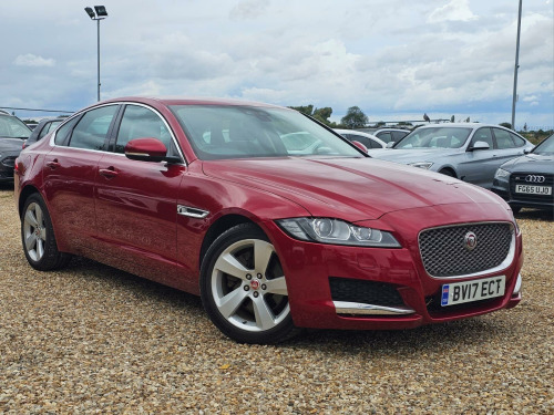 Jaguar XF  2.0d Portfolio Auto Euro 6 (s/s) 4dr