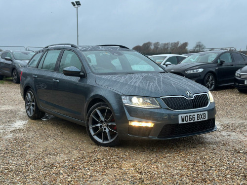 Skoda Octavia  2.0 TDI vRS Euro 6 (s/s) 5dr (SNav)