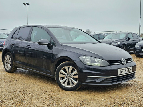 Volkswagen Golf  2.0 TDI BlueMotion Tech SE Nav DSG Euro 6 (s/s) 5dr 