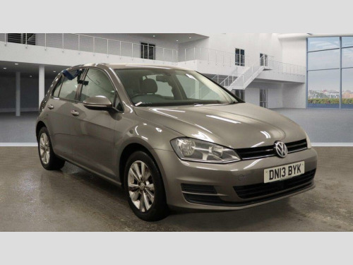 Volkswagen Golf  1.6 TDI BlueMotion Tech SE DSG Euro 5 (s/s) 5dr 