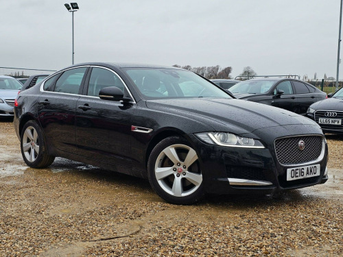 Jaguar XF  2.0d Portfolio Auto Euro 6 (s/s) 4dr 