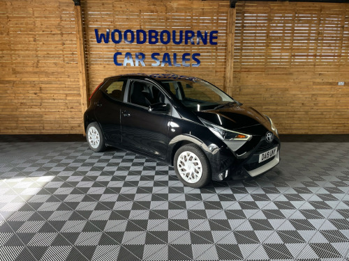 Toyota AYGO  1.0 VVT-i x-play Hatchback 5dr Petrol Manual Euro 6 (71 ps)