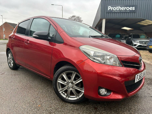 Toyota Yaris  1.3 Dual VVT-i SR