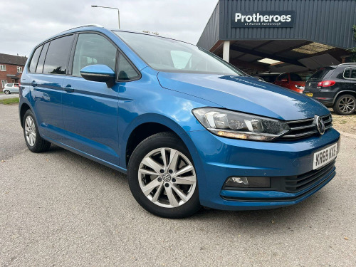 Volkswagen Touran  2.0 TDI SE Family