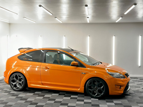 Ford Focus  ST-2