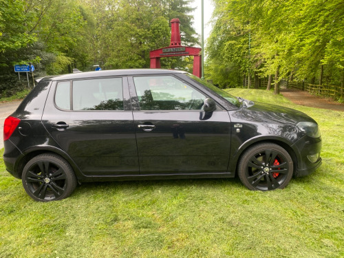 Skoda Fabia  MONTE CARLO TECH TSI