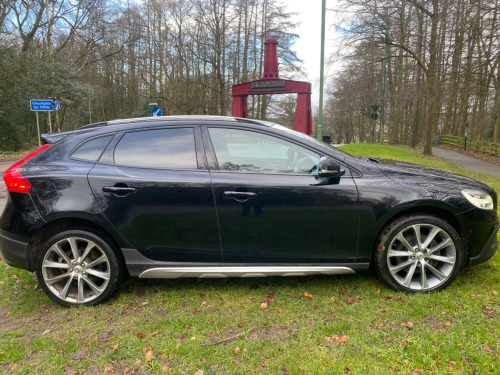 Volvo V40  2.0 Cross Country Pro D4