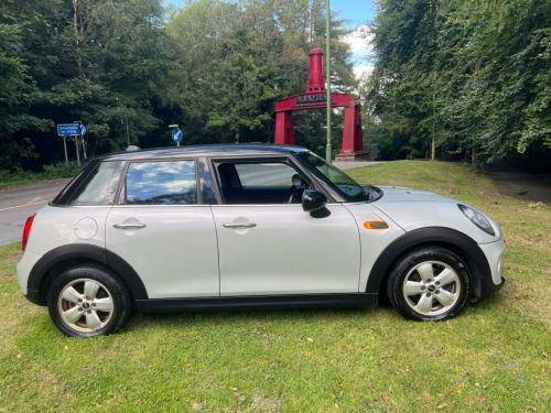 MINI Hatch  1.5 5-Door Hatch Cooper D