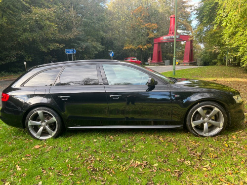 Audi A4 Avant  2.0 TDI Black Edition