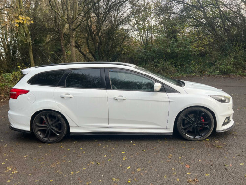 Ford Focus  2.0 TDCi ST-3