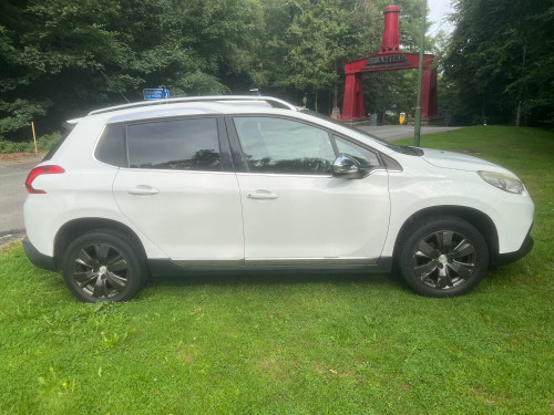 Peugeot 2008 Crossover  1.6 e-HDi Allure