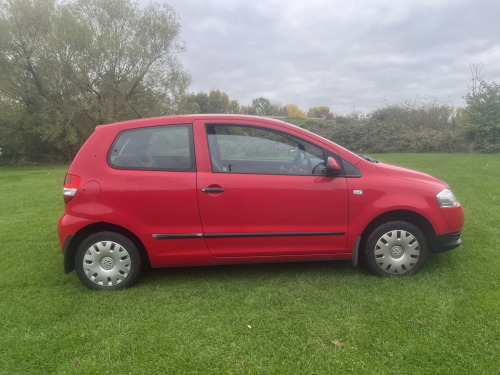 Volkswagen Fox  1.2 6V Urban Fox