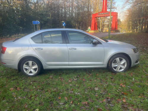 Skoda Octavia  1.6 TDI SCR SE Technology