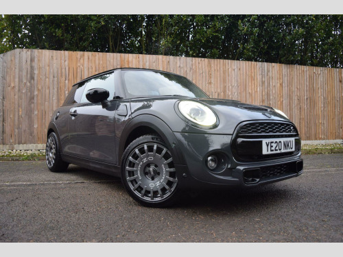 MINI Hatch  2.0 3-Door Hatch Cooper S Exclusive