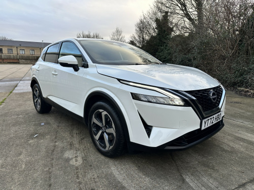 Nissan Qashqai  1.3 DIG-T MHEV N-Connecta 
