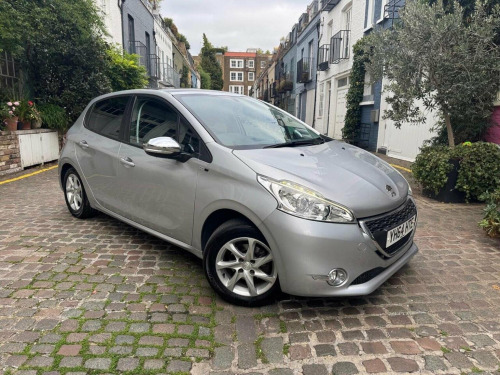 Peugeot 208  1.2 VTi PureTech Style Euro 5 5dr