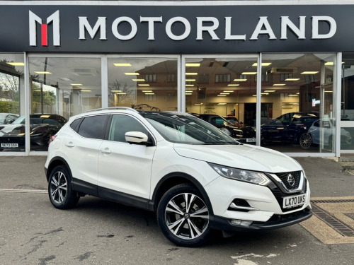 Nissan Qashqai  1.3 DIG-T N-Connecta SUV 5dr Petrol DCT Auto Euro 