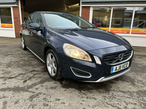 Volvo S60  2.4 D5 ES