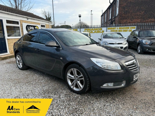 Vauxhall Insignia  2.0 CDTi ecoFLEX Exclusiv Hatchback 5dr Diesel Man