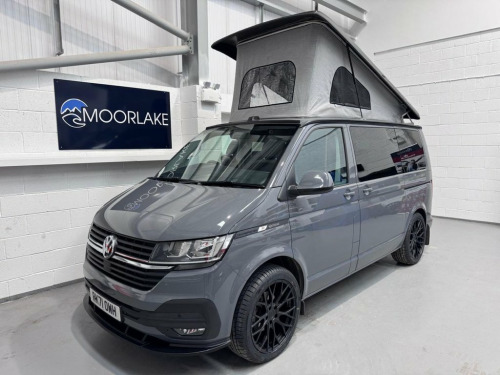 Volkswagen Transporter  2.0 T6.1 HIGHLINE DSG 4 BERTH RIB BED