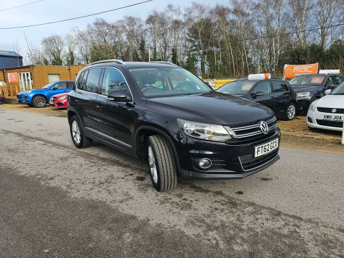 Volkswagen Tiguan  2.0 TDI BlueMotion Tech SE