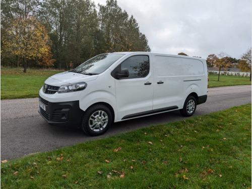 Vauxhall Vivaro  1.5 Turbo D 2900 Dynamic