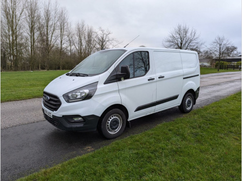 Ford Transit Custom  2.0 Transit Custom Leader Van 300 L1 2.0L EcoBlue 130PS FWD 6 Speed Manual