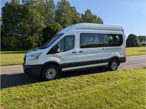 Ford Transit  2.2 TDCi 410 HDT 14 SEAT MINIBUS