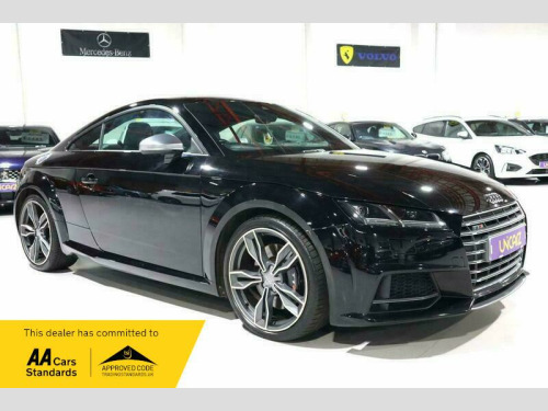 Audi TT  TTS 2.0 TFSI QUATTRO S-TRONIC COUPE